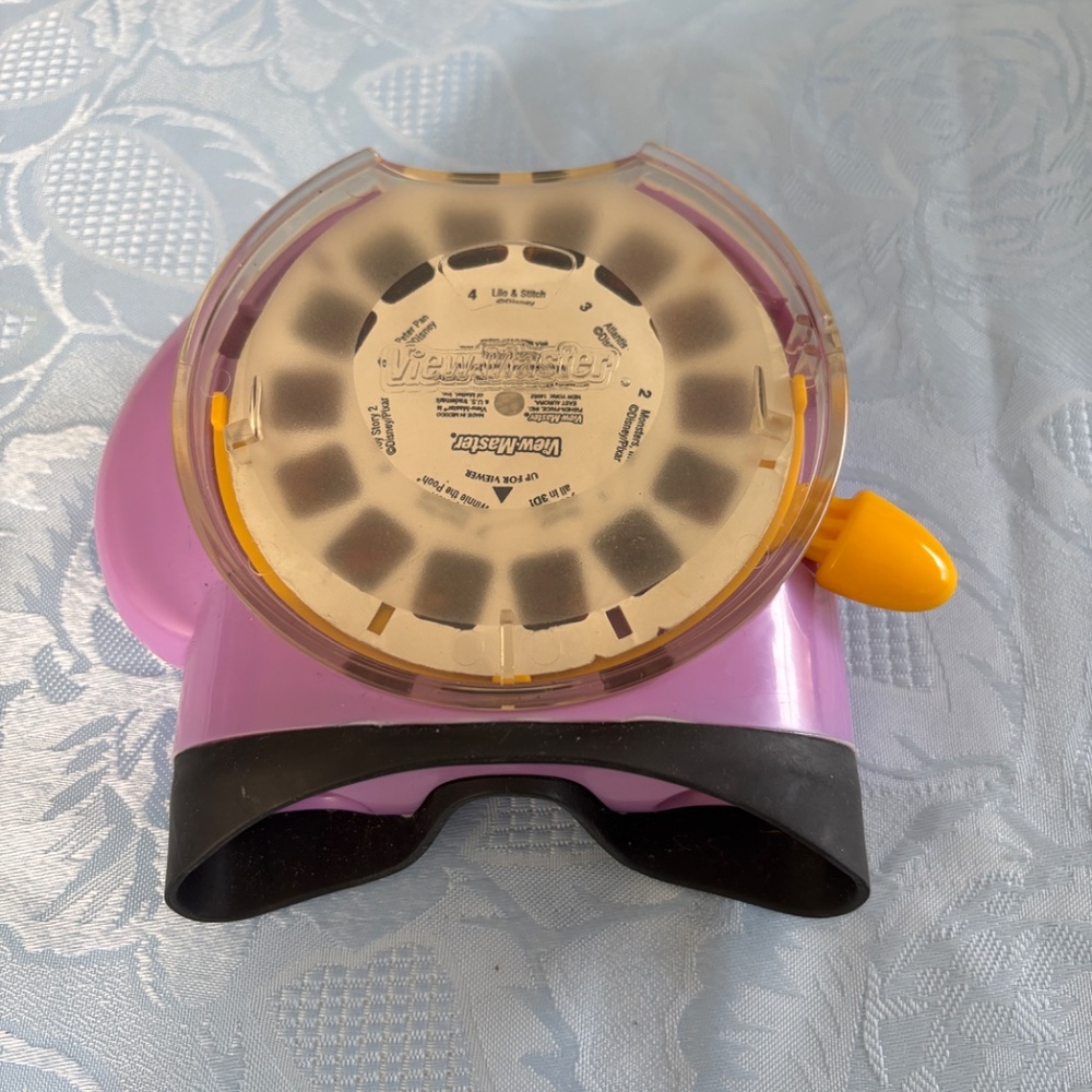View Master - Picture 2 of 3